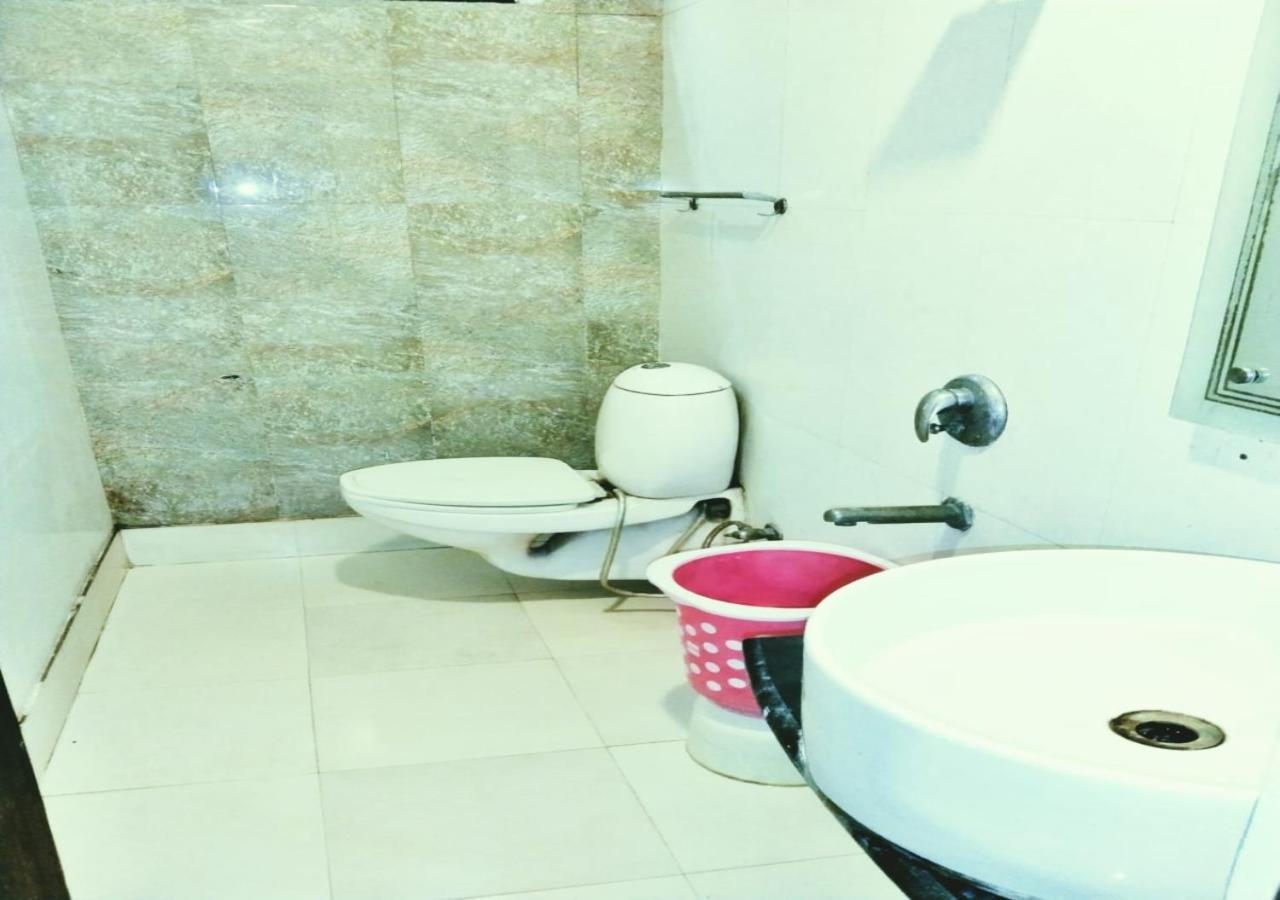 Ap Singh Hotels In Near New Delhi Railway Station Экстерьер фото